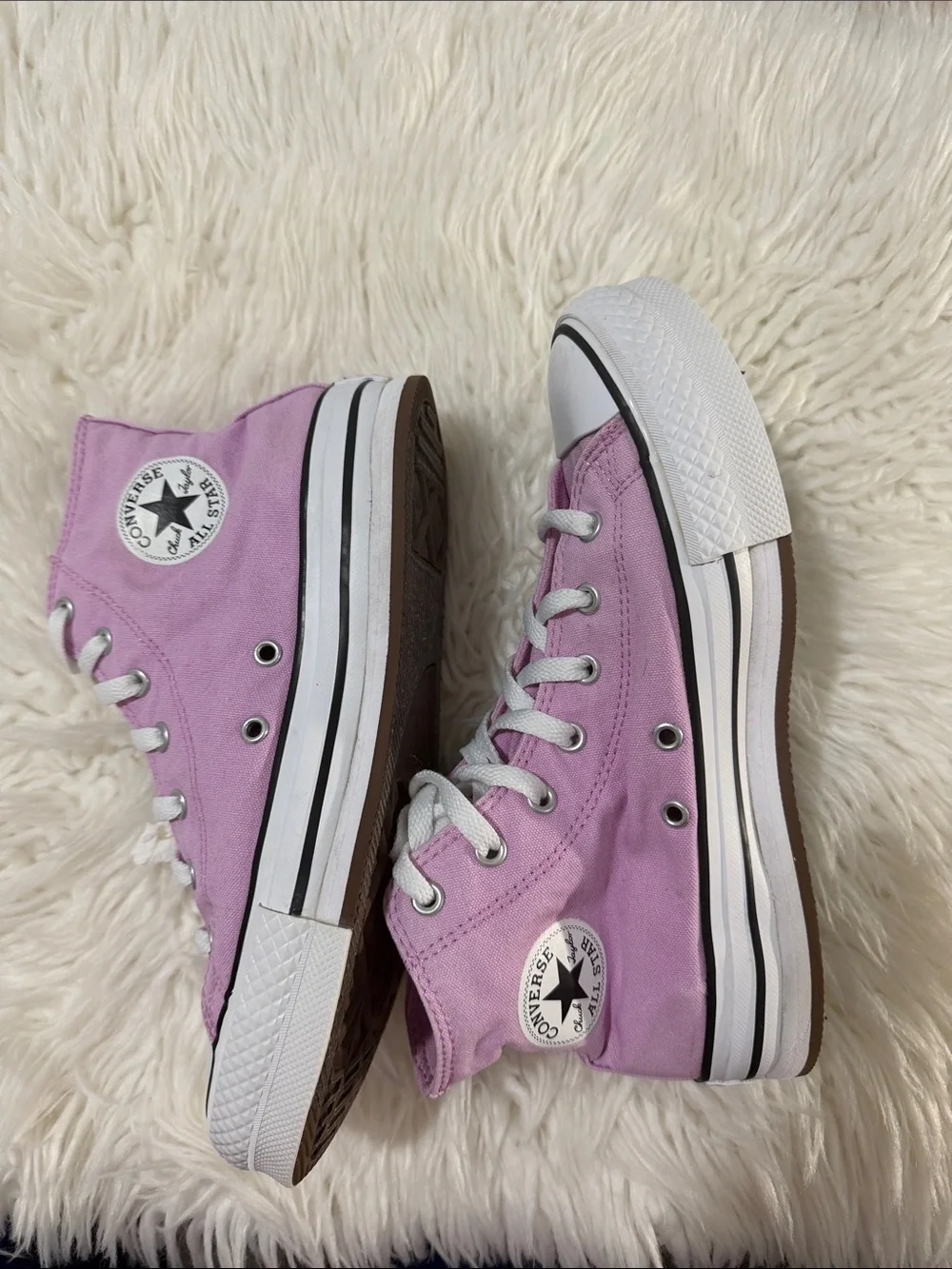 Converse Pink High-Top Canvas Sneakers for Women Size 5 Kids Or 8.5 Women’s - Picture 2 of 10